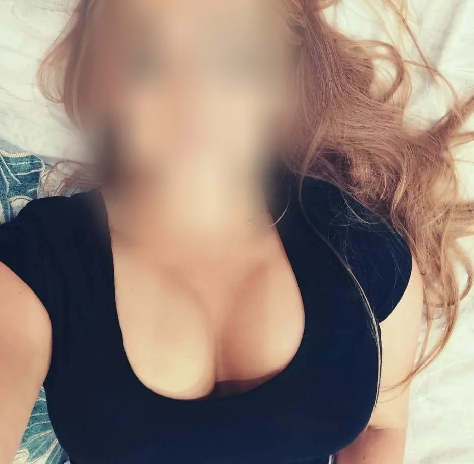 Jade, 32