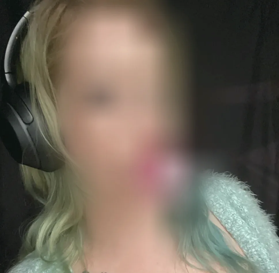 Mehak, 35
